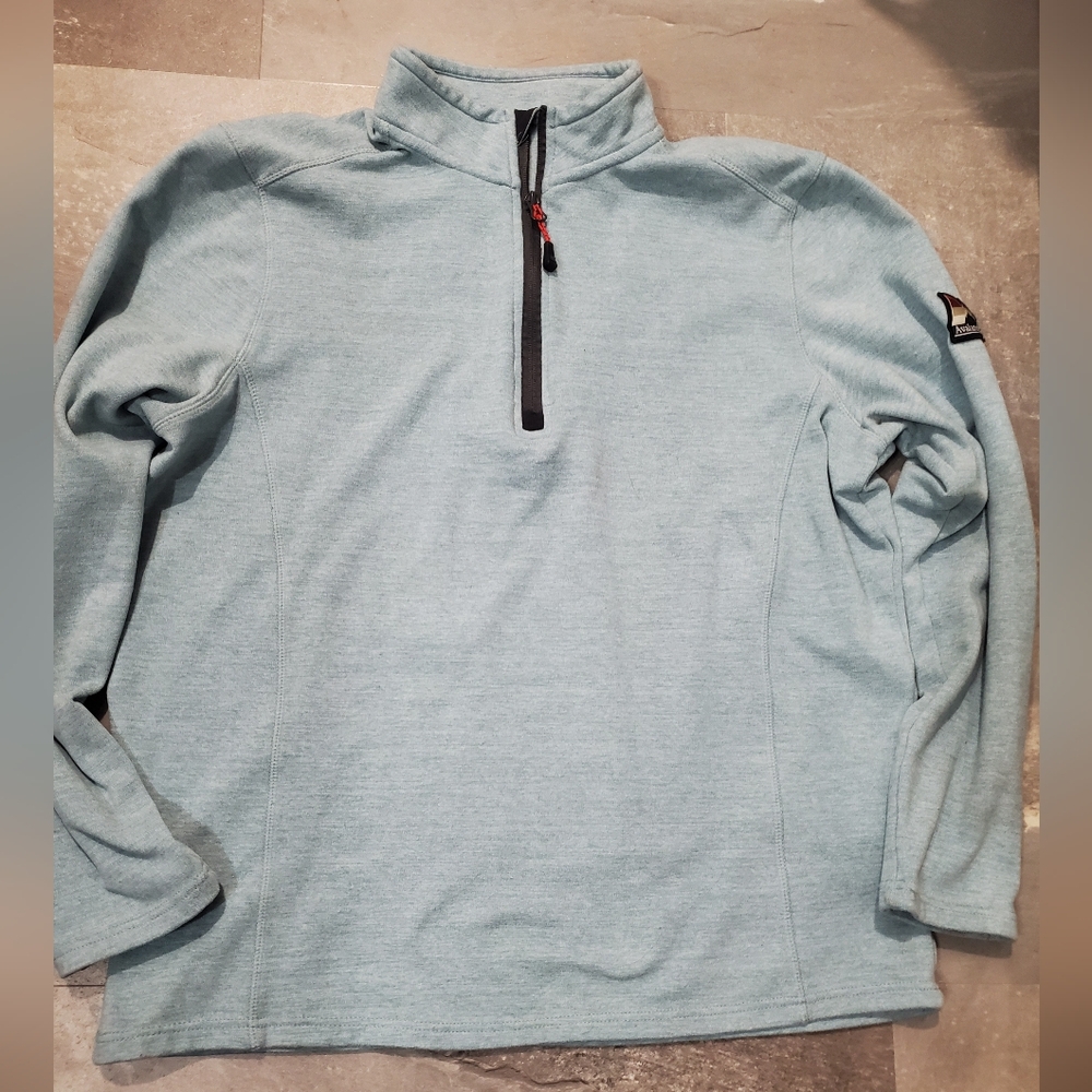 Avalanche Men's Heathered Light Blue Half-Zip Pullover Sweater. Men Size M.